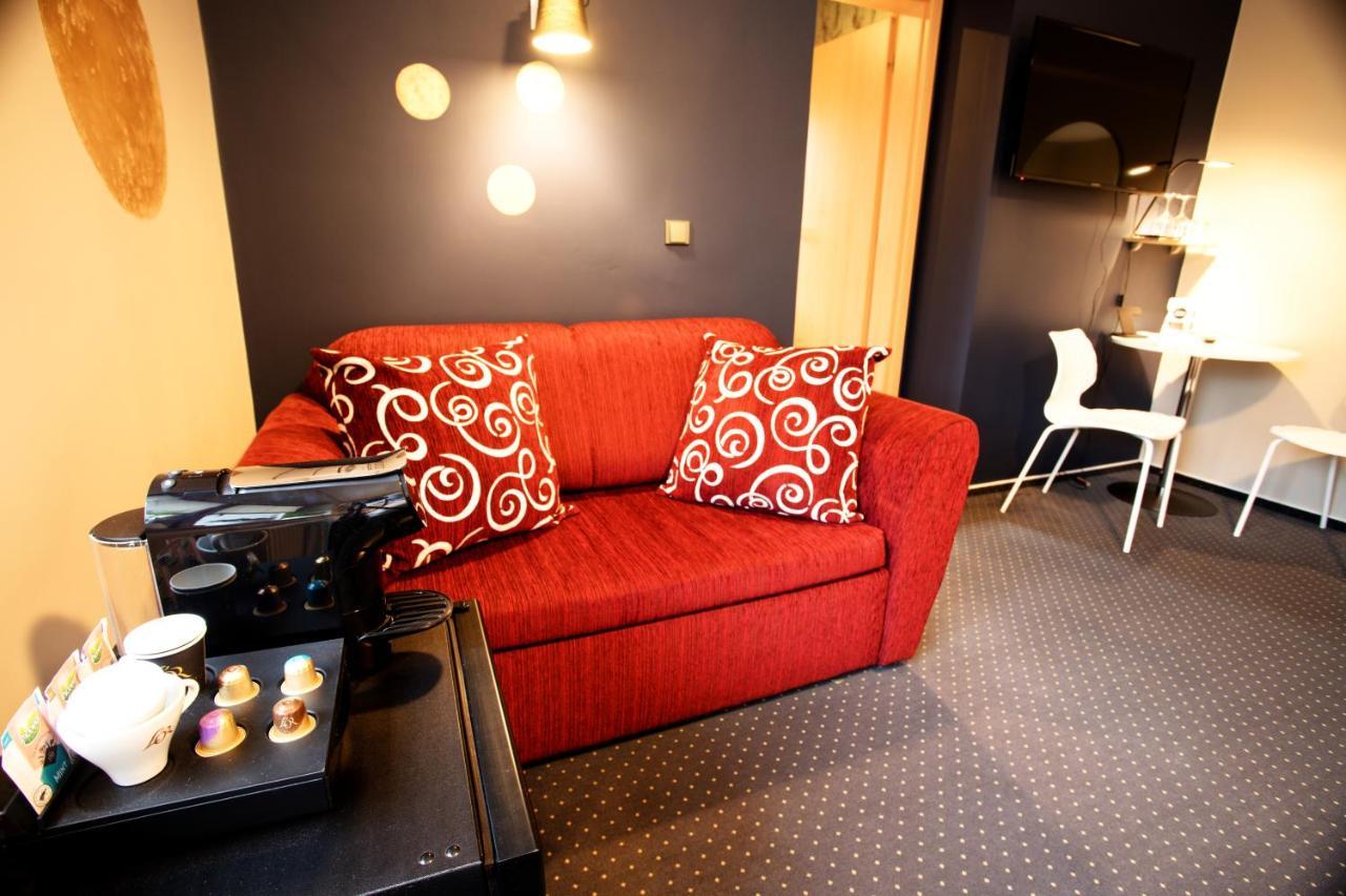 جابلونك ناد نيسو Apart Hotel Jablonec المظهر الخارجي الصورة