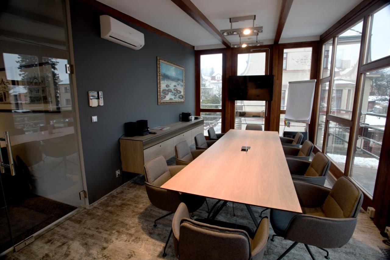 جابلونك ناد نيسو Apart Hotel Jablonec المظهر الخارجي الصورة