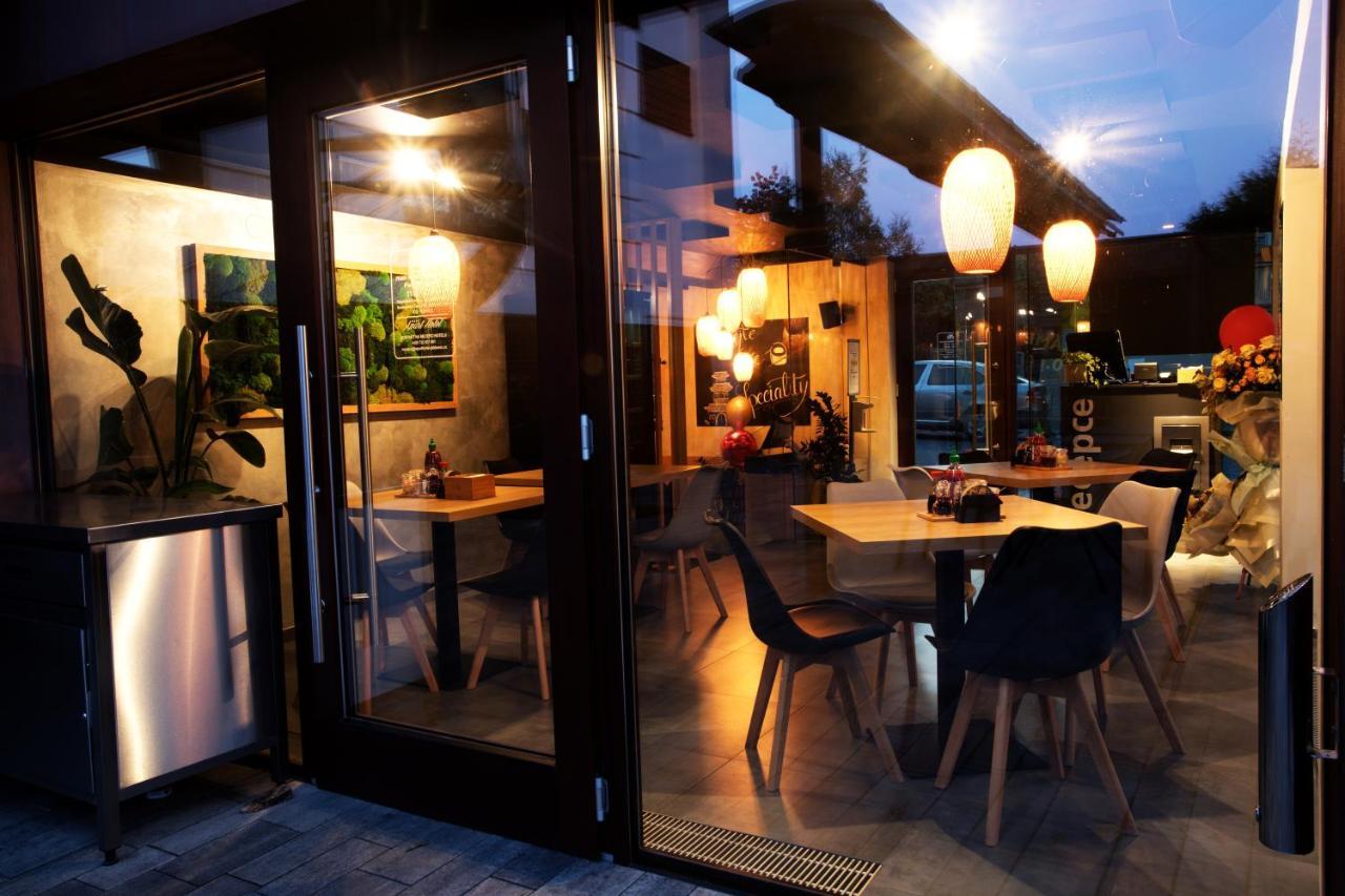 جابلونك ناد نيسو Apart Hotel Jablonec المظهر الخارجي الصورة