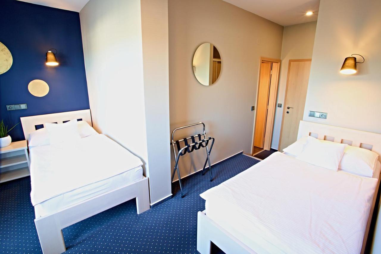 جابلونك ناد نيسو Apart Hotel Jablonec المظهر الخارجي الصورة